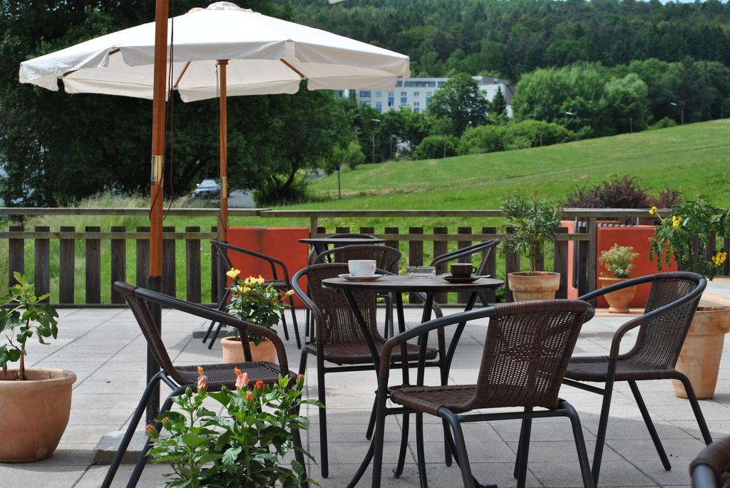 Hotel Arauka Bad Soden-Salmünster Exteriör bild